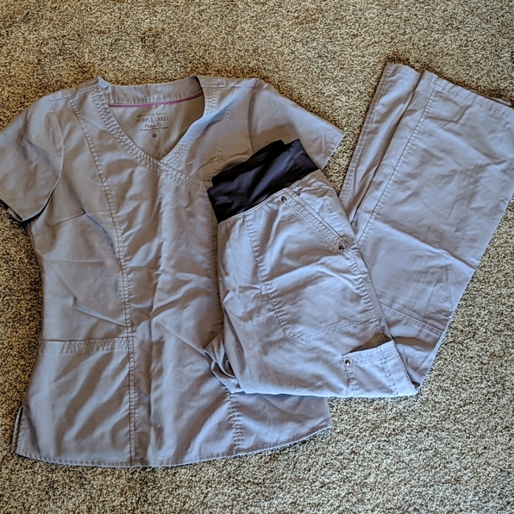 Scrub top and pant